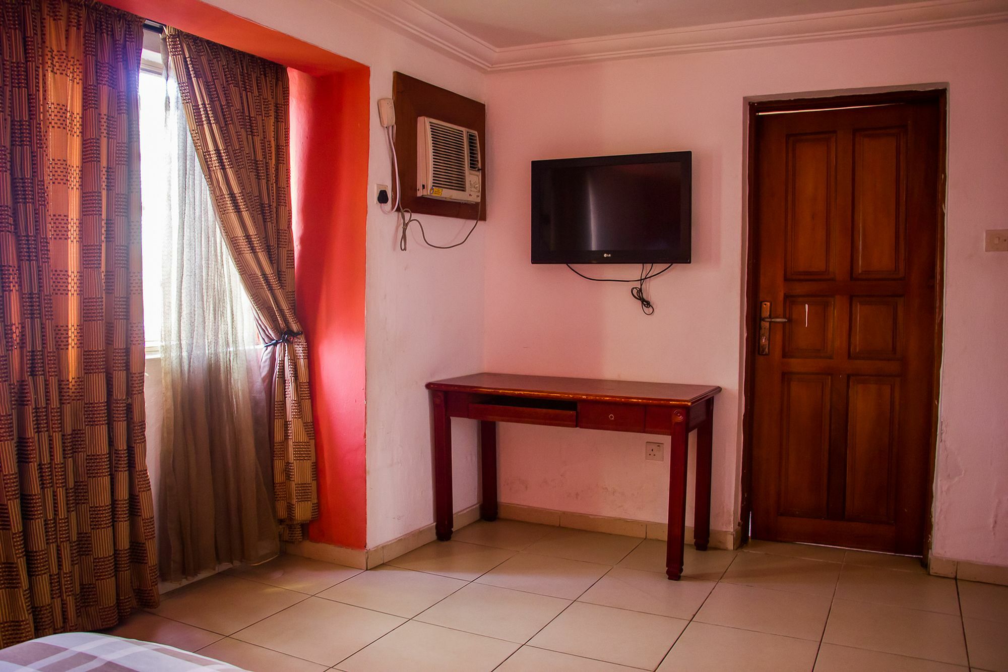 Apollo Hotel Lagos Eksteriør billede